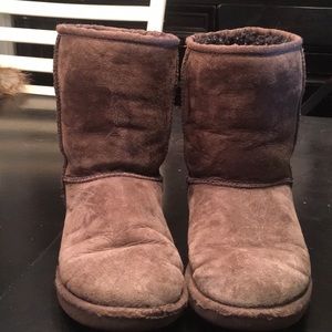 Brown suede ugg boots